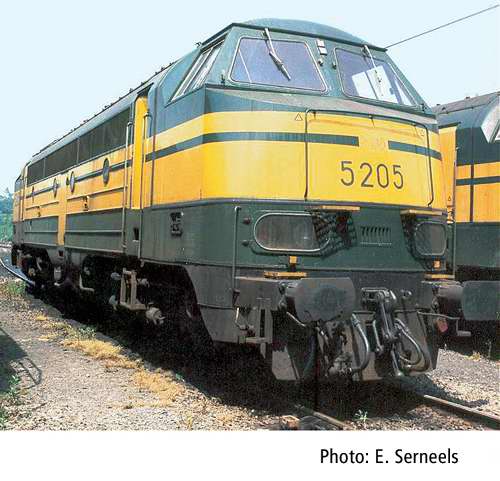 Diesel locomotive Reek52 Cab.with Digital Sound (3-RAIL AC)<br /><a href='images/pictures/Roco/69967.jpg' target='_blank'>Full size image</a>